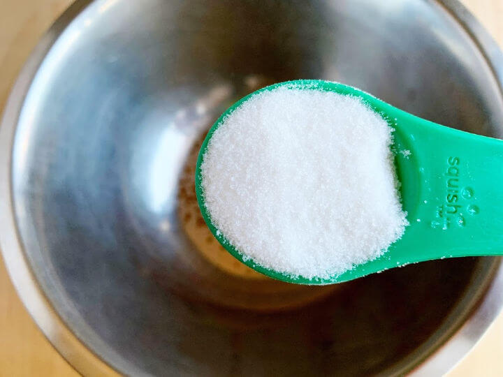 sugar in teaspoon