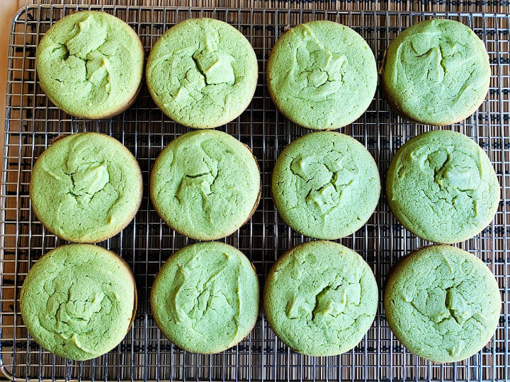 green tea mochi muffins on wire rack