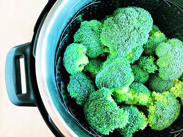 Instant Pot Steam Broccoli